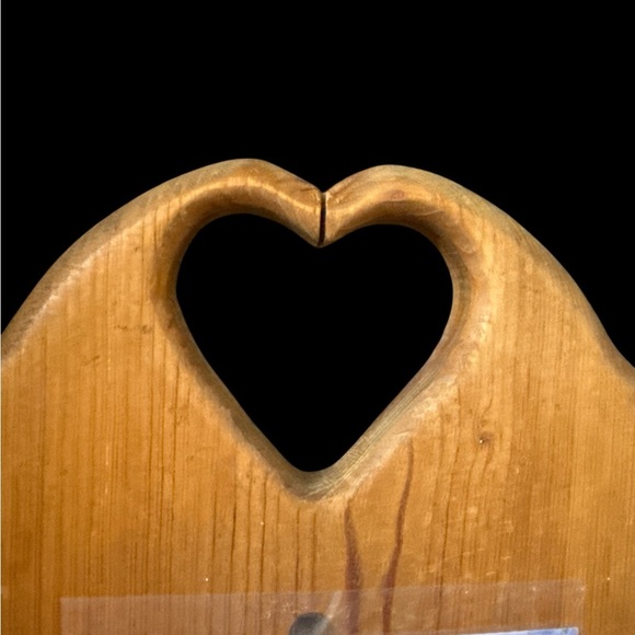 Rustic Heart Wooden Wall Organizer - Picture 2 of 7